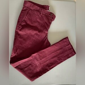 GAP Burgundy Red Chinos. Size W33 L32 Skinny.